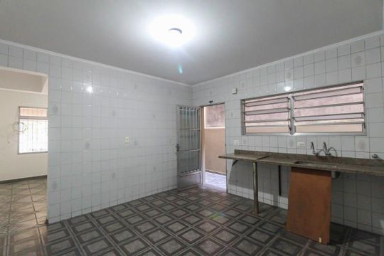 Cozinha de casa à venda com 3 quartos, 180m² em Vila Rica, São Paulo