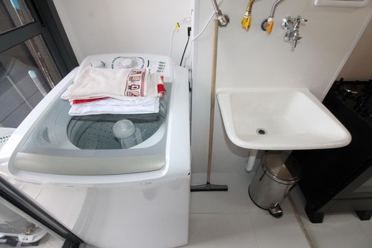 Área de Serviço de apartamento para alugar com 2 quartos, 58m² em Jardim Esplanada, São José dos Campos