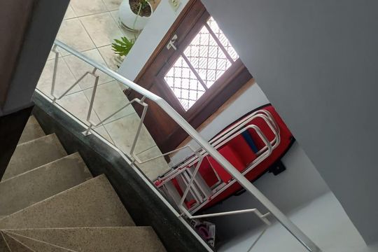 Escada de casa para alugar com 3 quartos, 200m² em Ipiranga, São Paulo