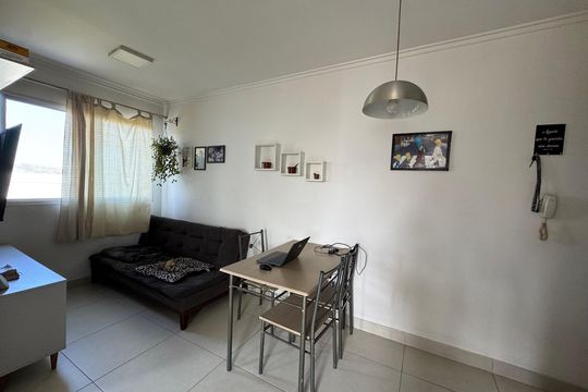 Sala de apartamento para alugar com 1 quarto, 32m² em Santa Maria, Osasco