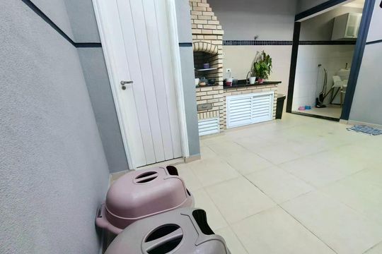 Casa à venda com 3 quartos, 146m² em Vila Santa Terezinha (Zona Norte), São Paulo