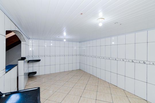 Cozinha de casa para alugar com 2 quartos, 89m² em Jardim Jovaia, Guarulhos