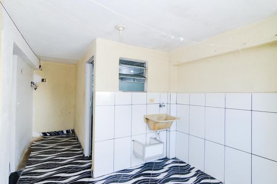 Área de Serviço de casa para alugar com 2 quartos, 89m² em Jardim Jovaia, Guarulhos