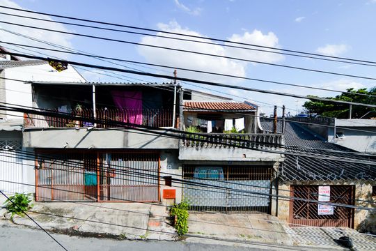 Vista do Quarto de casa para alugar com 2 quartos, 89m² em Jardim Jovaia, Guarulhos