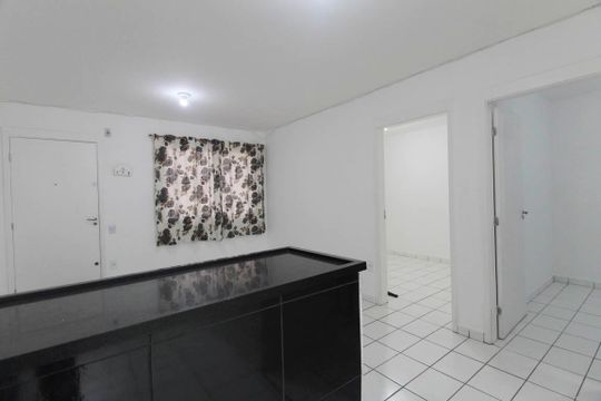 Sala de apartamento para alugar com 2 quartos, 49m² em Jardim da Laranjeira (zona Leste), São Paulo