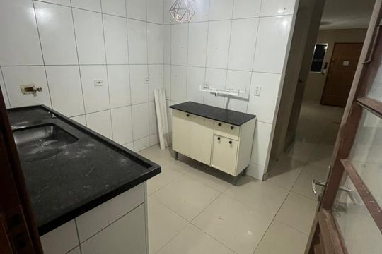 Cozinha de casa de condomínio à venda com 2 quartos, 67m² em Vila Taquari, São Paulo