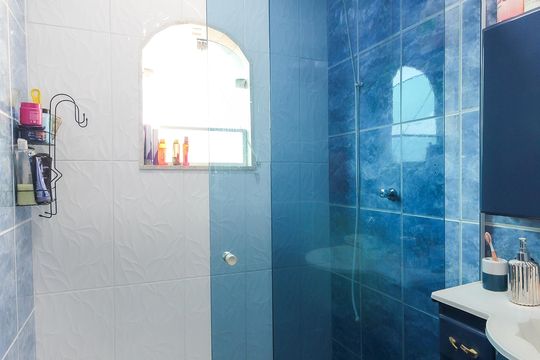 Banheiro Quarto 3 - Suíte de casa para alugar com 3 quartos, 200m² em Jardim Itapemirim, São Paulo