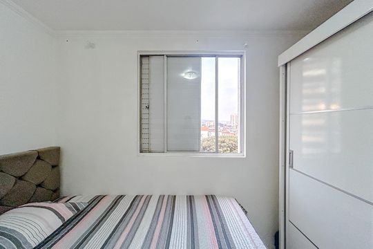 Quarto 1 de apartamento para alugar com 2 quartos, 45m² em Vila Carrão, São Paulo