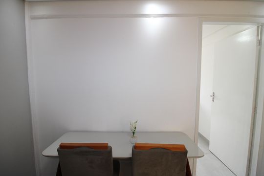Sala de apartamento para alugar com 2 quartos, 49m² em Jardim Marilu, São Paulo