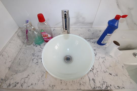Banheiro de apartamento para alugar com 2 quartos, 49m² em Jardim Marilu, São Paulo