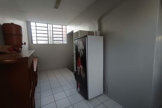 Cozinha de apartamento para alugar com 3 quartos, 60m² em Navegantes, Porto Alegre