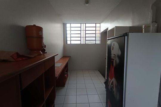 Cozinha de apartamento para alugar com 3 quartos, 60m² em Navegantes, Porto Alegre