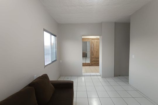 Sala de apartamento para alugar com 3 quartos, 60m² em Navegantes, Porto Alegre