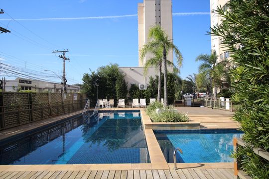 Área comum - Piscina de apartamento para alugar com 3 quartos, 68m² em Humaitá, Porto Alegre