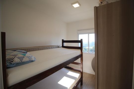 Quarto 3 de apartamento para alugar com 3 quartos, 68m² em Humaitá, Porto Alegre