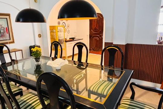 Sala de casa para alugar com 7 quartos, 608m² em Taquara, Rio de Janeiro