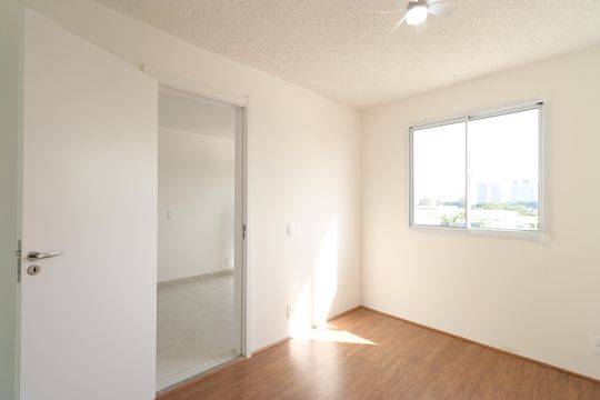 Quarto de apartamento para alugar com 1 quarto, 25m² em Parque Industrial Tomas Edson, São Paulo