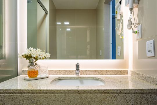 Banheiro de apartamento para alugar com 1 quarto, 39m² em Setor Marista, Goiânia