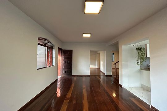 Apartamento à venda com 4 quartos, 371m² em Liberdade, Belo Horizonte