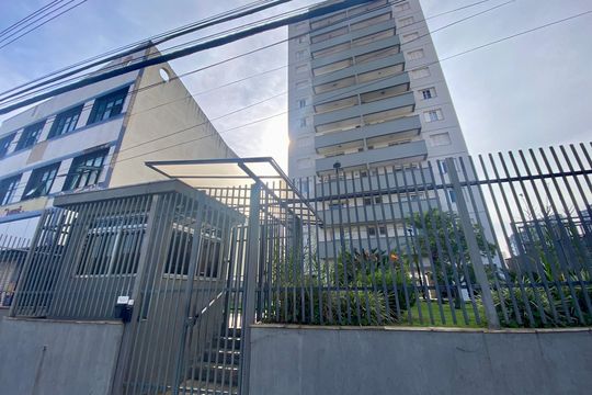 Fachada do Prédio de apartamento à venda com 2 quartos, 76m² em Vila Sao Judas Tadeu, Guarulhos