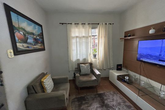 Sala de casa à venda com 2 quartos, 80m² em Higienópolis, Rio de Janeiro