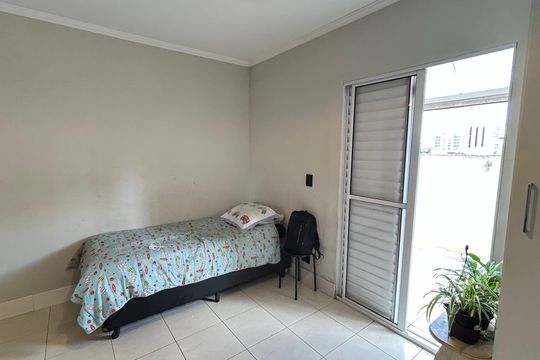 Quarto 1 de casa à venda com 3 quartos, 150m² em Jardim Barbosa, Guarulhos