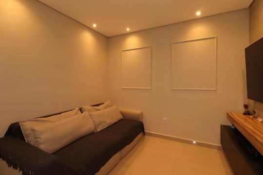 Sala de apartamento à venda com 2 quartos, 61m² em Campestre, Santo André