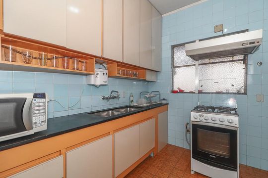 Cozinha de apartamento à venda com 4 quartos, 200m² em Rio Branco, Porto Alegre