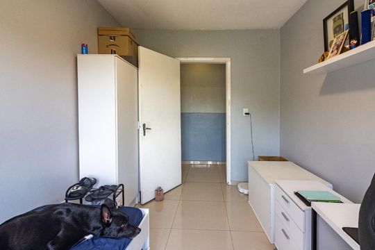 Quarto de apartamento à venda com 2 quartos, 62m² em São Sebastião, Porto Alegre