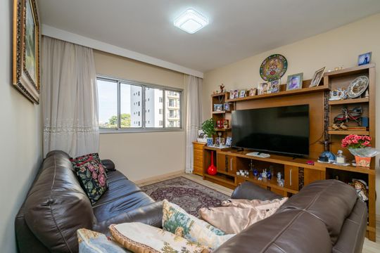 Sala de apartamento à venda com 1 quarto, 44m² em Vila Guarani, São Paulo