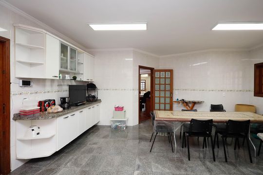 Cozinha - Armários de casa de condomínio para alugar com 4 quartos, 459m² em Sítio Barrocada, São Paulo