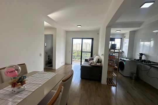 Sala de apartamento para alugar com 2 quartos, 55m² em Vila Sao Luiz (valparaizo), Barueri