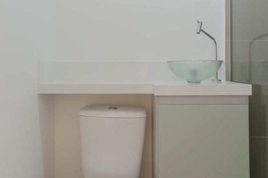 Banheiro de apartamento para alugar com 1 quarto, 20m² em Liberdade, São Paulo