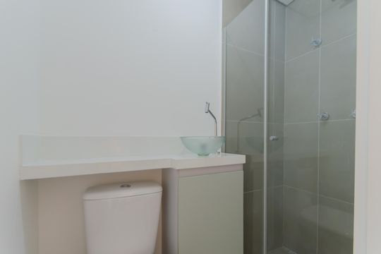 Banheiro de apartamento para alugar com 1 quarto, 20m² em Liberdade, São Paulo