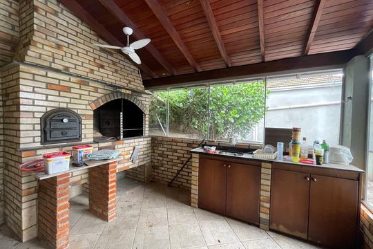 Casa para alugar com 3 quartos, 174m² em Hamburgo Velho, Novo Hamburgo