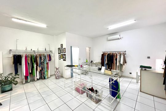Casa à venda com 5 quartos, 791m² em Santa Amelia, Belo Horizonte