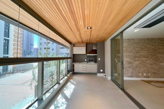 Varanda gourmet de apartamento para alugar com 3 quartos, 156m² em Cambuí, Campinas