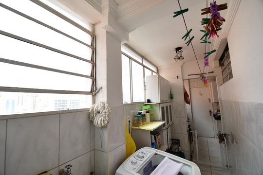 Área de Serviço de apartamento à venda com 2 quartos, 90m² em Centro, Campinas
