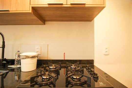 Cozinha de apartamento à venda com 2 quartos, 35m² em Parque Industrial Tomas Edson, São Paulo