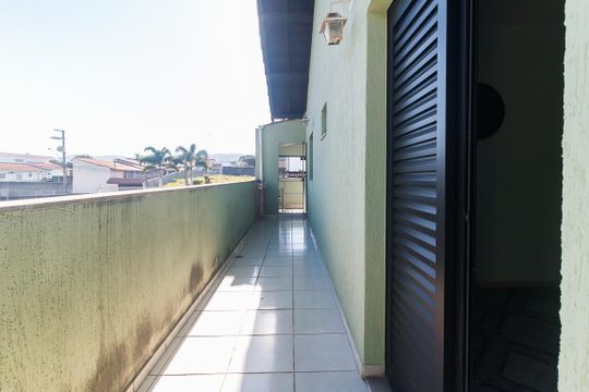 Varanda do Quarto 2 de casa para alugar com 5 quartos, 380m² em Vila Suissa, Mogi das Cruzes