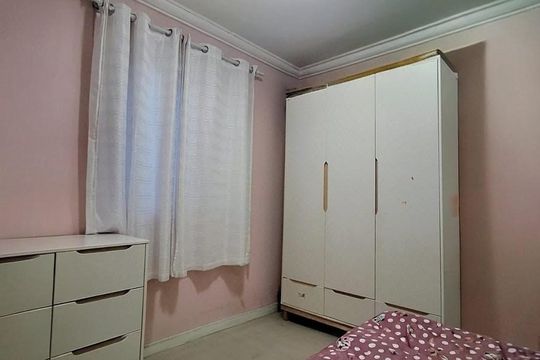 Quarto  de apartamento para alugar com 2 quartos, 52m² em Vila Falchi, Mauá