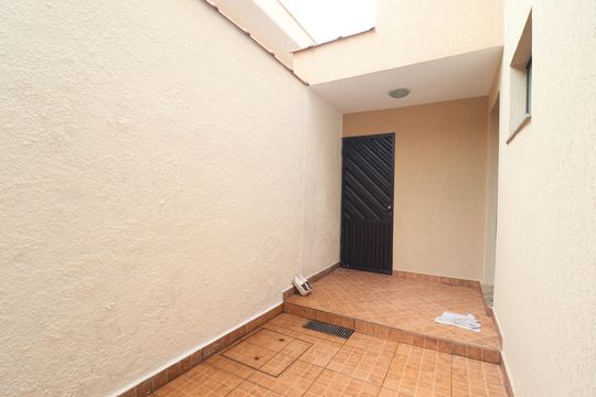 Quintal de casa à venda com 3 quartos, 200m² em Jardim Ana Maria, Santo André