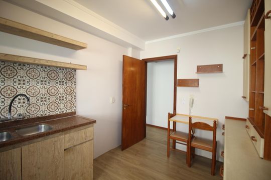 Cozinha de apartamento para alugar com 3 quartos, 140m² em Rio Branco, Porto Alegre