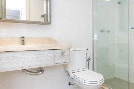 Banheiro 2 de apartamento para alugar com 3 quartos, 117m² em Bela Vista, Porto Alegre