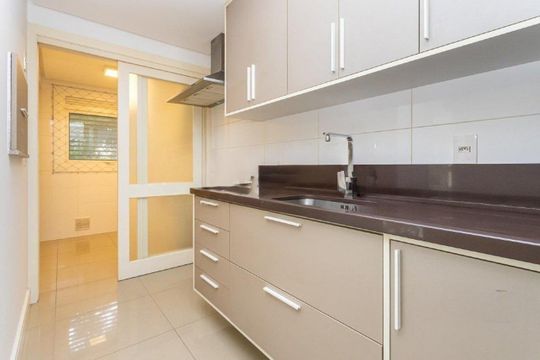 Cozinha de apartamento para alugar com 3 quartos, 117m² em Bela Vista, Porto Alegre