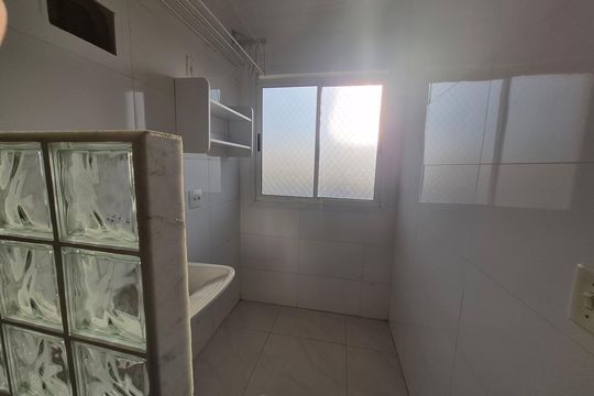 Área de serviço de apartamento para alugar com 2 quartos, 52m² em Vila Progresso, Campinas
