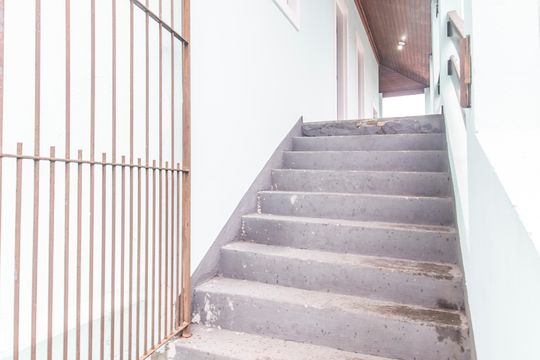 Escada de apartamento para alugar com 1 quarto, 150m² em Centro, Barueri