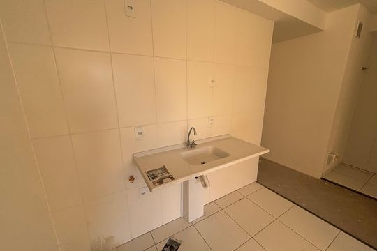 Cozinha de apartamento à venda com 2 quartos, 40m² em Jardim Maringa, São Paulo