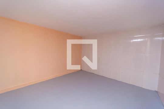 Área externa de casa à venda com 6 quartos, 200m² em Vila Talarico, São Paulo