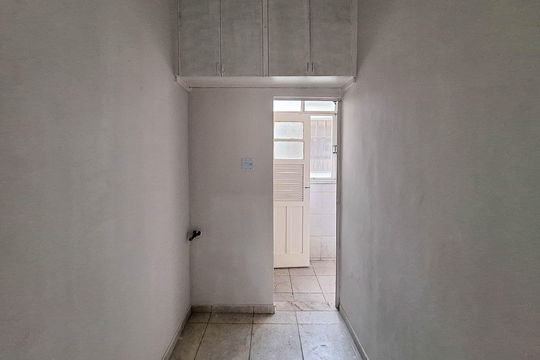 Quarto de Serviço de apartamento para alugar com 2 quartos, 80m² em Santa Rosa, Niterói